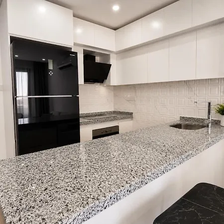 Blu Wave 6 Long Beach, Within Walking Distance Of The Sea Lejlighed *